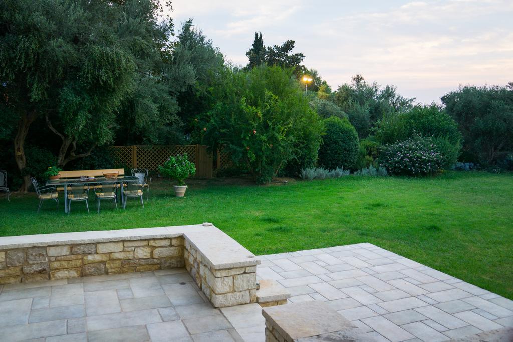 Dh Epavlis Villa Rio Bagian luar foto
